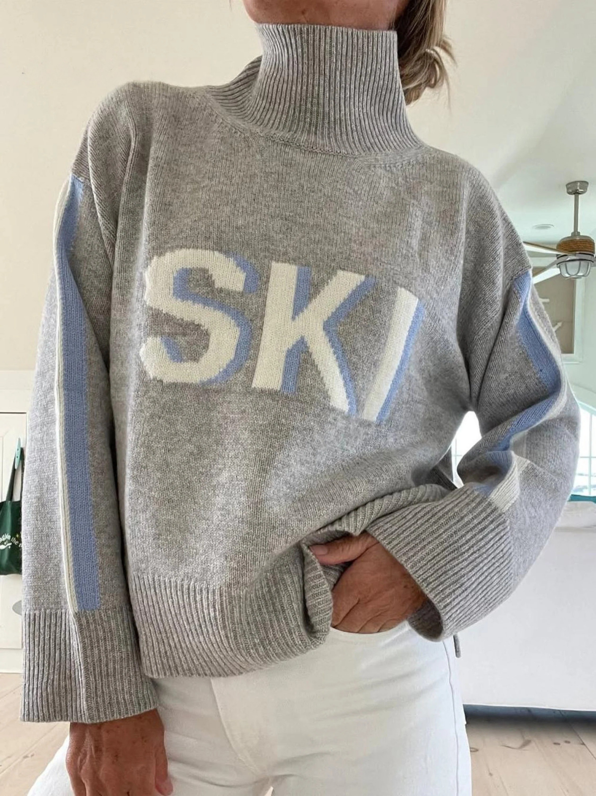 Daisy - Retro Rullekrave Skisweater